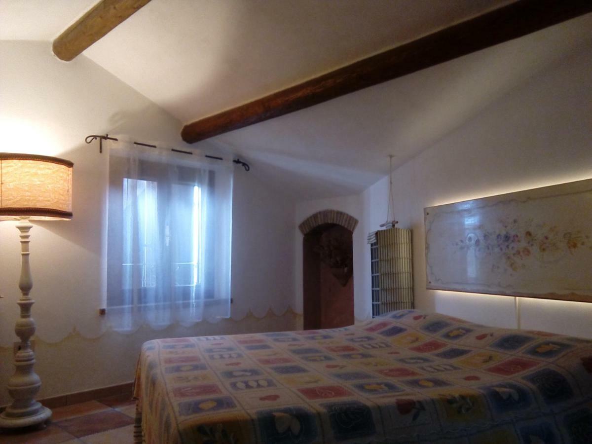 Carlo'S Country House Castellina Marittima Esterno foto